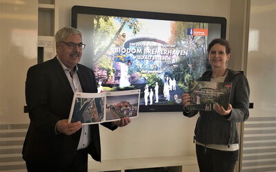 Bekanntgabe Pläne Erweiterungsbau Zoo am Meer = Biodom Bremerhaven Herr Oberbürgermeister Melf Grantz und Zoodirektorin Dr. Heike Kück